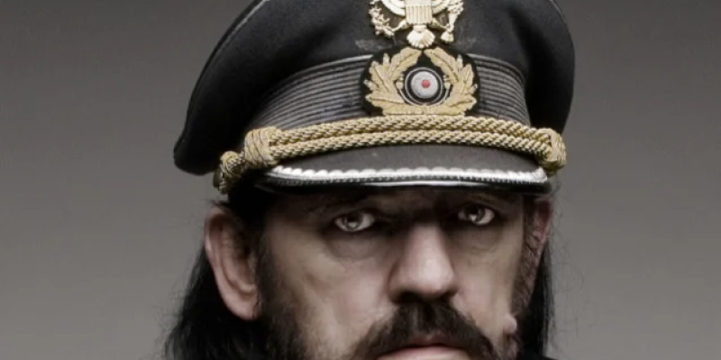 MOTÖRHEAD Guitarist Defends LEMMY Against 'Nazi Sympathizer' Accusations