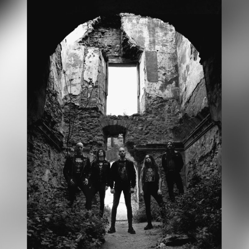 CRUZ premiere new track at "Decibel Magazine's website