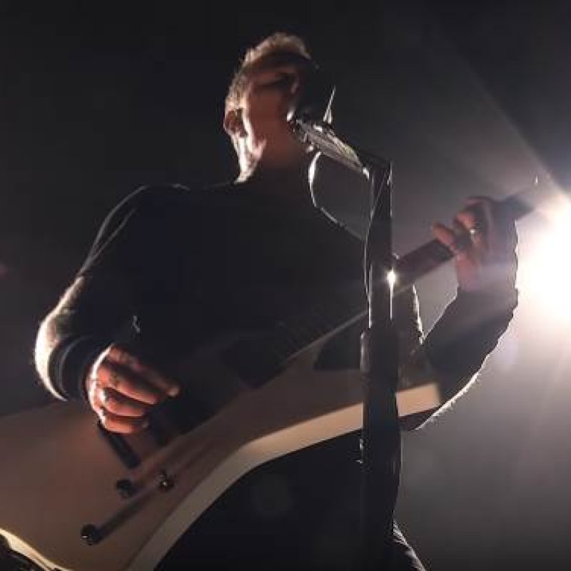 Watch Pro-Shot Footage Of METALLICA Performing 'Halo On Fire' In Stuttgart, Germany!