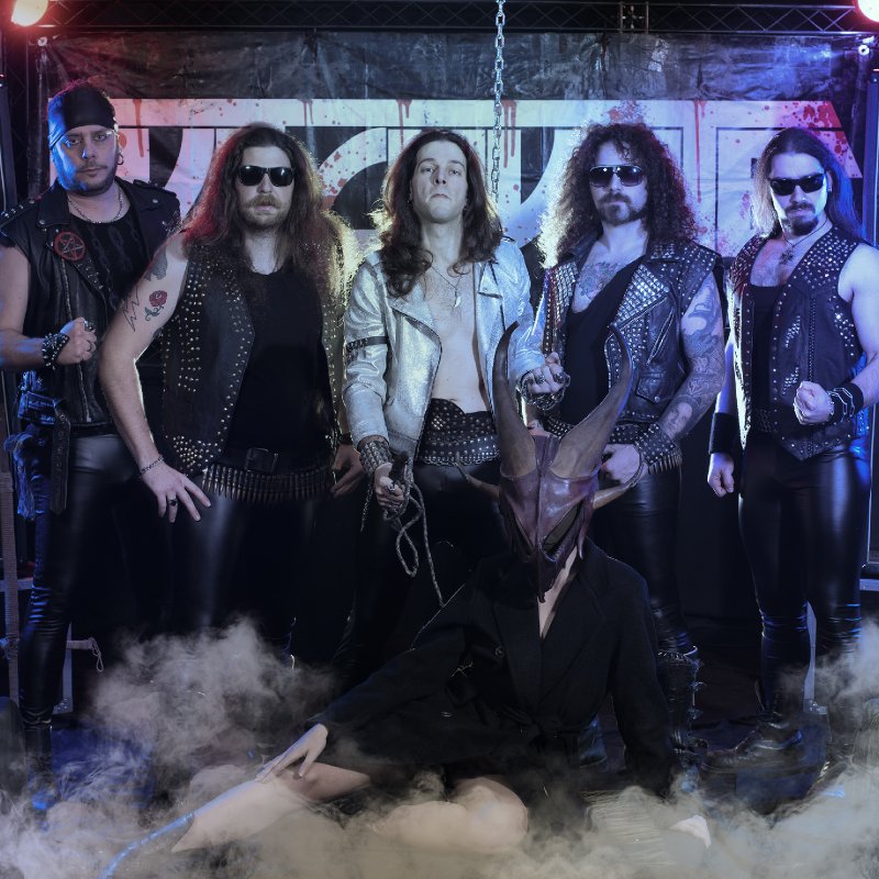 Italy's WITCHUNTER stream new DYING VICTIMS album at "Decibel" magazine's website