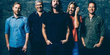  FOO FIGHTERS: “Hopefully Someone Else Than Us Is Keeping Rock Alive, or We’re Really Screwed”