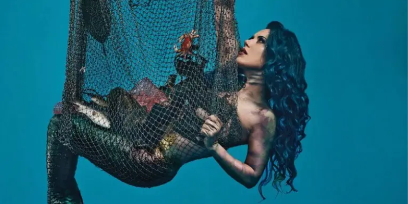 ARCH ENEMY’s ALISSA WHITE-GLUZ Asks You To Leave Fish In The Sea In New PETA Ad