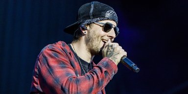  AVENGED SEVENFOLD Cancels Tour M. SHADOWS Came Down With A Terrible Viral Infection That Rendered Him Voiceless!