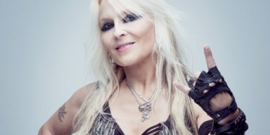  DORO PESCH: 'Nobody Wrote More Sad Lyrics Than LEMMY' 