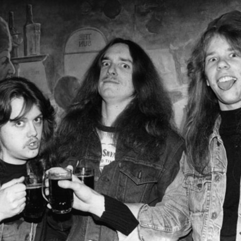 Original METALLICA Bassist RON MCGOVNEY: The Moment I Realized JAMES And LARS Were Going To Replace Me With CLIFF BURTON