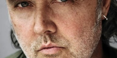 LARS ULRICH Admits He Reads Online Comments