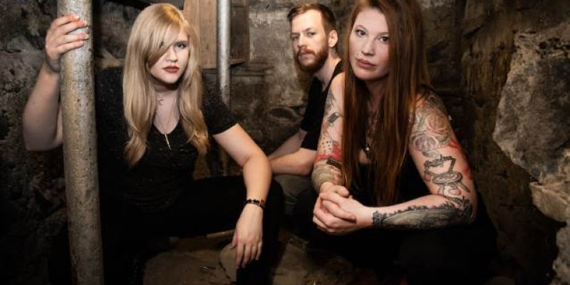  THE WHITE SWAN Feat. KITTIE's MERCEDES LANDER: 'Touch Taste Destroy' EP Due In September 