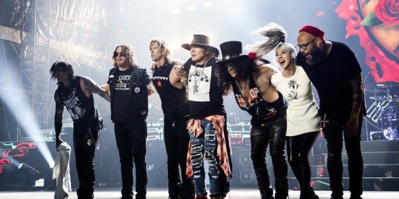  AXL ROSE On Possibility Of New Music From Reunited GUNS N' ROSES: 'You Never Know' 