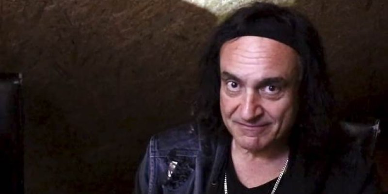  VINNY APPICE Doesn't Listen To Any Modern Hard Rock And Heavy Metal Bands 