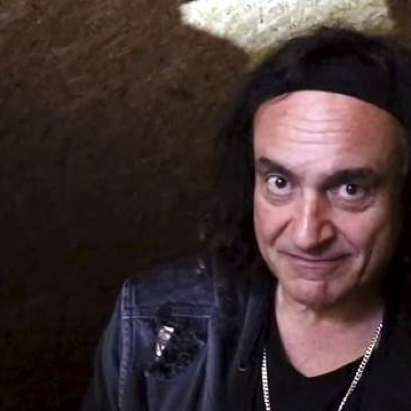  VINNY APPICE Doesn't Listen To Any Modern Hard Rock And Heavy Metal Bands 