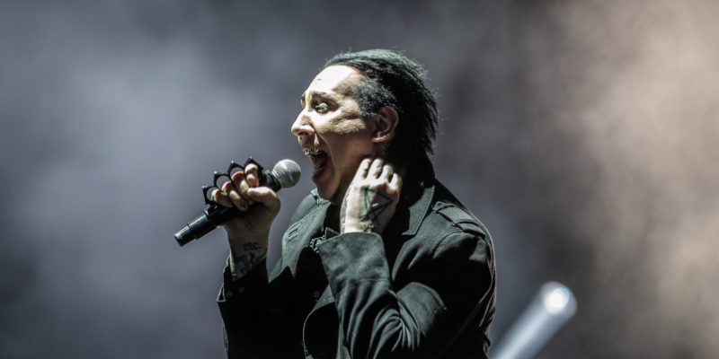  MARILYN MANSON Cites 'The Flu' As Reason For Toronto Concert Cancelation 