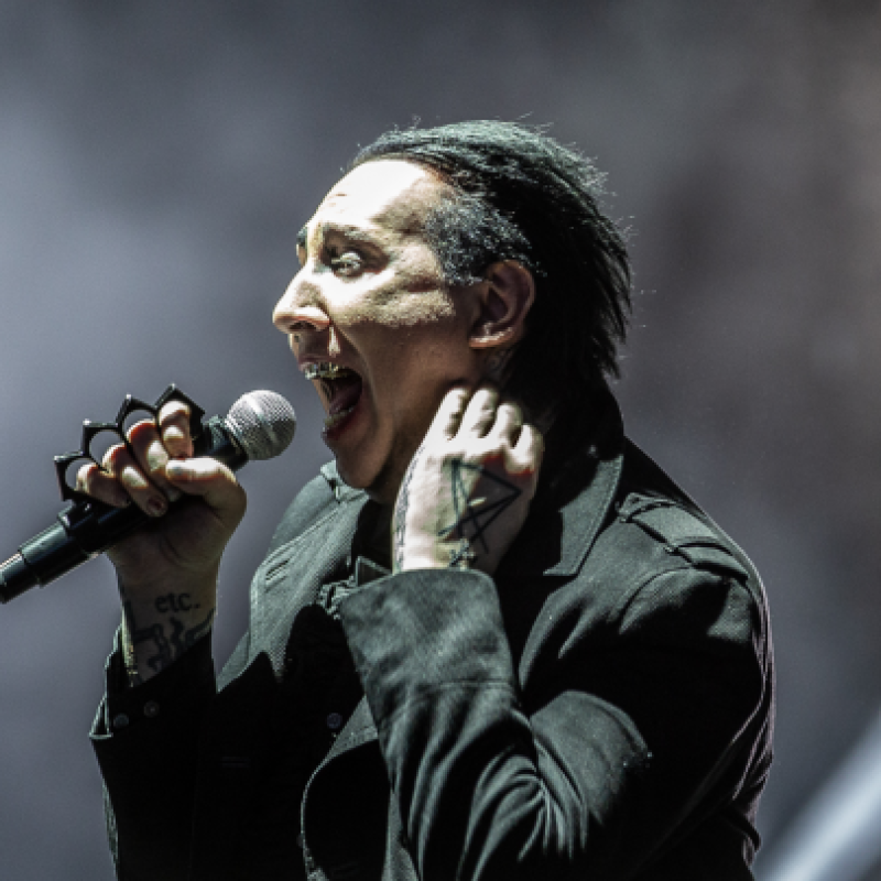  MARILYN MANSON Cites 'The Flu' As Reason For Toronto Concert Cancelation 