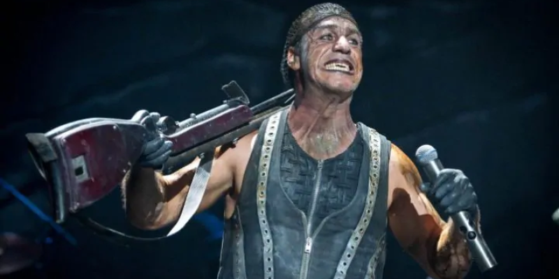 RAMMSTEIN’s TILL LINDEMANN Fights Back Against Online Petition