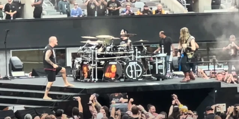 PANTERA PLAYS FIRST SHOW WITH METALLICA