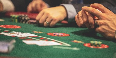 Responsible gambling behavior and player health care: support programs