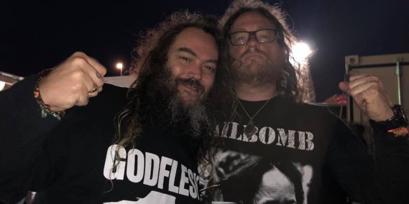 Max Cavalera Joins Conan On Stage To Cover Fudge Tunnel!