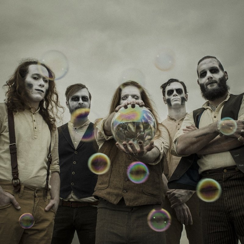 NEBELKRÄHE premiere new video at NoCleanSinging.com - features KANONENFIEBER member