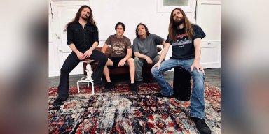 Umbilicus: Redefining Rock with a Twist
