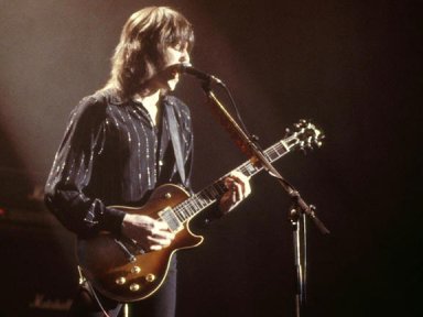 Scott Gorham nearly lost his 'Holy Grail' 1957 Gibson Les Paul to a customs officer just after he bought it – and he had to go to court to get it back