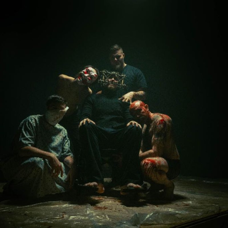Larcenia Roe Unleashes Debut Album Extraction via Unique Leader Records; Drops Vicious New Single/Video “Calcium Closet” Featuring Alex Koehler
