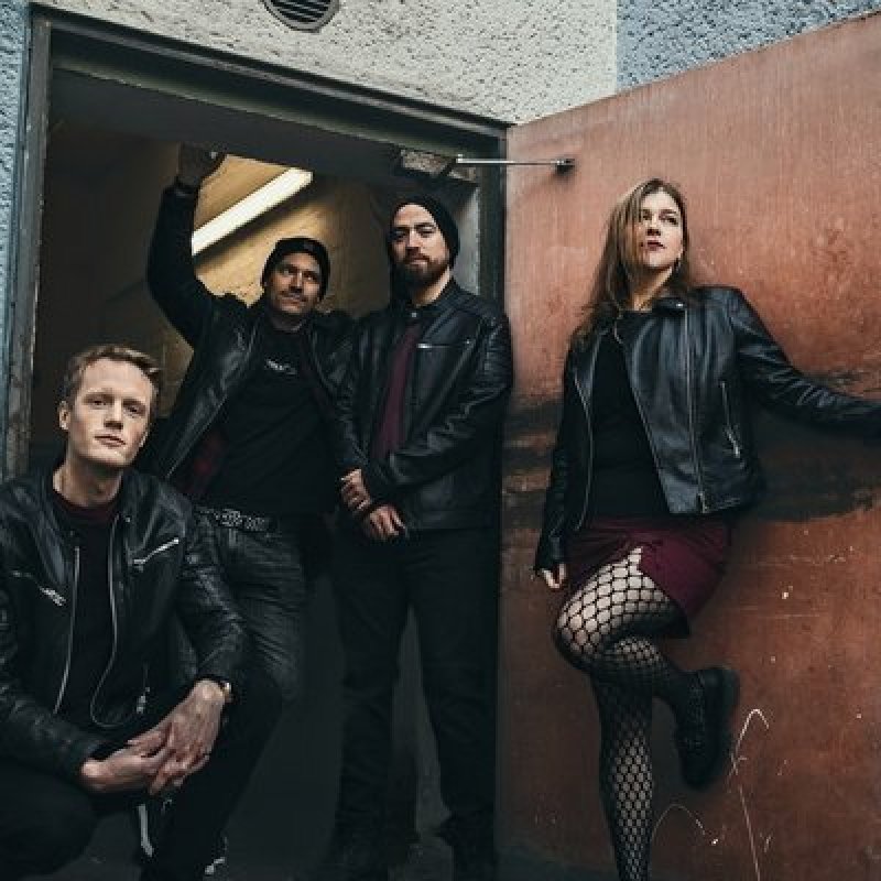 Rising Alma Announce New Single "Underestimate Me" – Out May 23rd via Sliptrick Records Sophomore Album Cracking the Moment Arrives July 11th, 2025