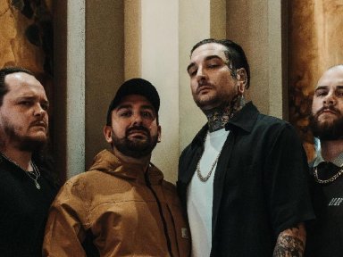 SIGNS OF THE SWARM Unleash Crushing New Single “Clouded Retinas” Featuring Will Ramos, Kick Off European Tour This Week