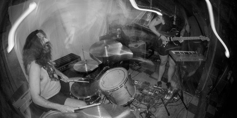 LUCIOUS FOX ANNOUNCE NEW ALBUM “THE DEATH AND LIFE OF THE GREAT LAKES”