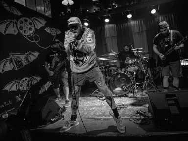LEAFBLOWER UNVEILS CRUSHING NEW ALBUM LOW HEAVEN