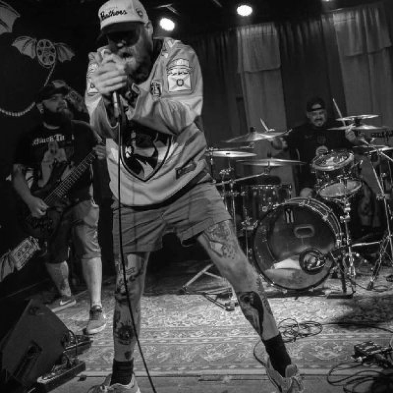 LEAFBLOWER SELL OUT Upcoming Show with Castle Rat + Unleash Debut Album Low Heaven