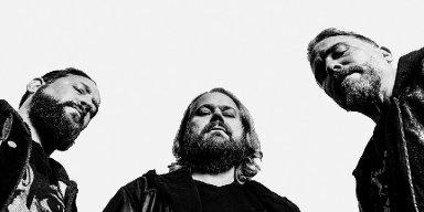 DOOMHERRE TEAMS UP WITH MAJESTIC MOUNTAIN RECORDS FOR SOPHOMORE ALBUM PLAGUELORDS – NOVEMBER 25, 2025