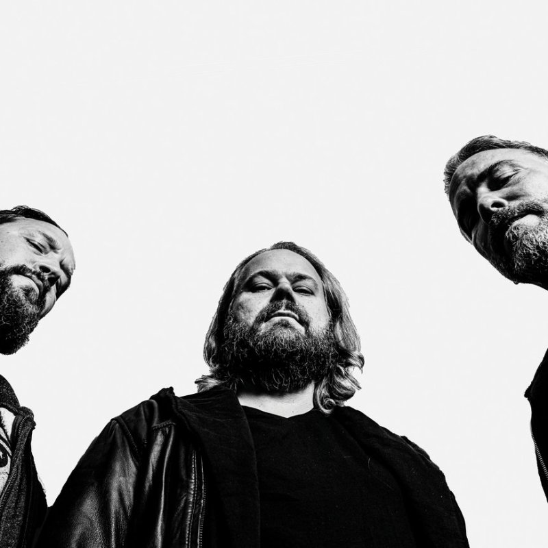 DOOMHERRE TEAMS UP WITH MAJESTIC MOUNTAIN RECORDS FOR SOPHOMORE ALBUM PLAGUELORDS – NOVEMBER 25, 2025