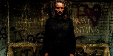 HOOK & LACE IGNITE WITH NEW SINGLE &ldquo;BLAZE&rdquo; Debut Full-Length Album &ldquo;Unblossoming&rdquo; Arrives in 2026