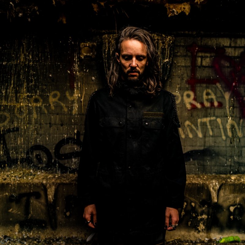 HOOK & LACE IGNITE WITH NEW SINGLE &ldquo;BLAZE&rdquo; Debut Full-Length Album &ldquo;Unblossoming&rdquo; Arrives in 2026