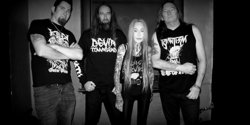 K&Uuml;NTSQU&Auml;D Dragged Us Into the Abyss on The Zach Moonshine Show