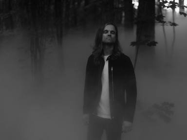 VIA DOLORIS Unveils &ldquo;Un Franc Soleil,&rdquo; A Luminous Glimpse from Debut Album &lsquo;Guerre et Paix&rsquo;