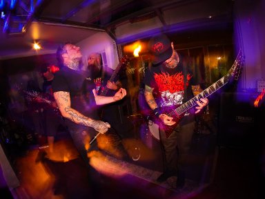 Eaten By Sharks Unleash Exclusive World Premiere Of "Capsized" On The Zach Moonshine Show
