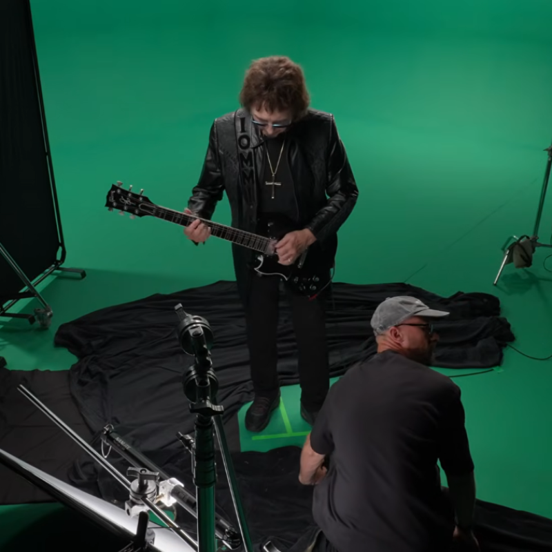 TONY IOMMI Shares Behind-The-Scenes Footage From Making Of 'World Alone' Music Video