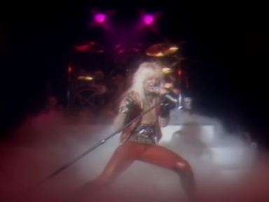 M&Ouml;TLEY CR&Uuml;E RELEASES PREVIOUSLY UNRELEASED 1981 DEMO &lsquo;NOBODY KNOWS WHAT IT&rsquo;S LIKE TO BE LONELY&rsquo;