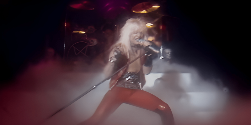 M&Ouml;TLEY CR&Uuml;E RELEASES PREVIOUSLY UNRELEASED 1981 DEMO &lsquo;NOBODY KNOWS WHAT IT&rsquo;S LIKE TO BE LONELY&rsquo;