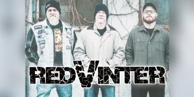 RED VINTER SINK THE SUMMER WITH FESTIVAL SPECTACLES, RADIO SUPPORT, AND LIVE CRUSHING