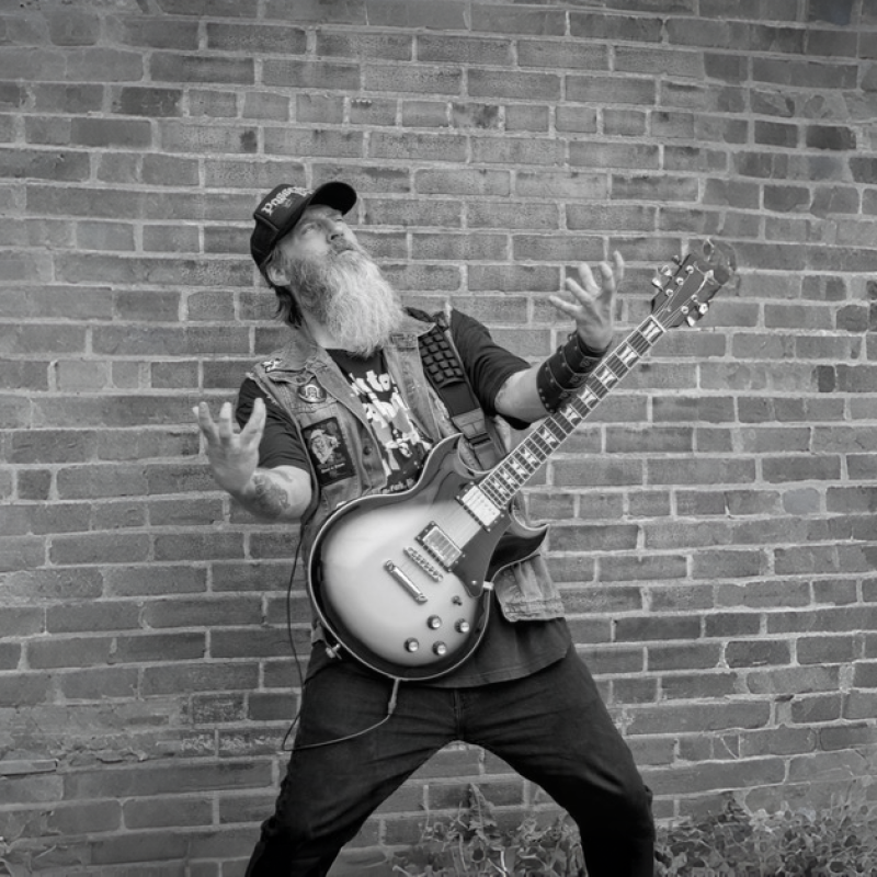 STONEWIELDER: MARK WEEKS DISCUSSES THE PERSONAL STORY BEHIND &ldquo;THE NEEDLE,&rdquo; DOOM METAL ROOTS, AND THE POWER OF HEAVY RIFFS