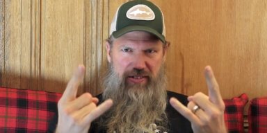  AMON AMARTH Vocalist JOHAN HEGG: 'It's The Mistakes That Make You Stronger, Not The Success' 