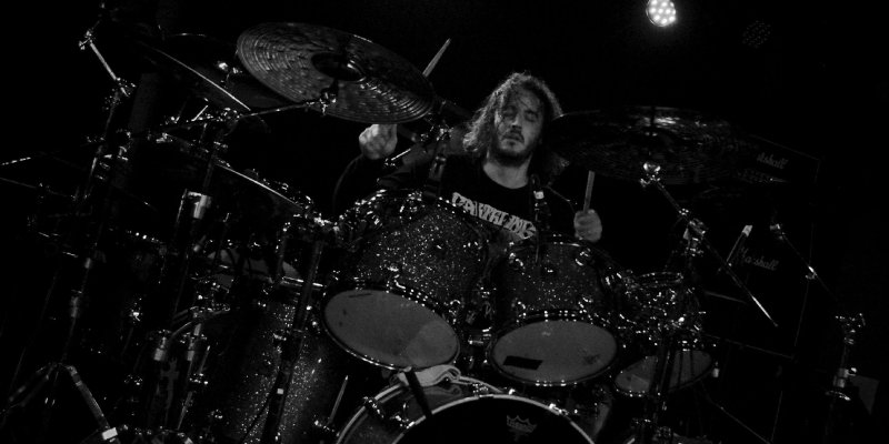 DECEASED announce new touring drummer, lineup shifts