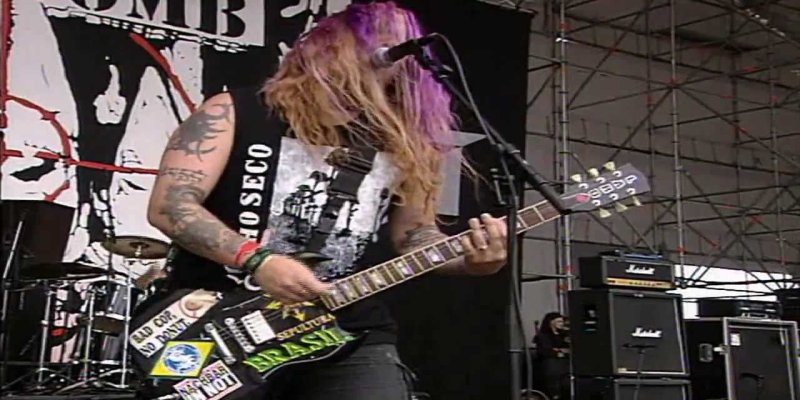 Wanna hear Max Cavalera perform NAILBOMB's entire "Point Blank" ?