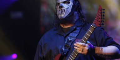  SLIPKNOT's MICK THOMSON Was 'Horrified' When He First Heard METALLICA's 'Black Album'!