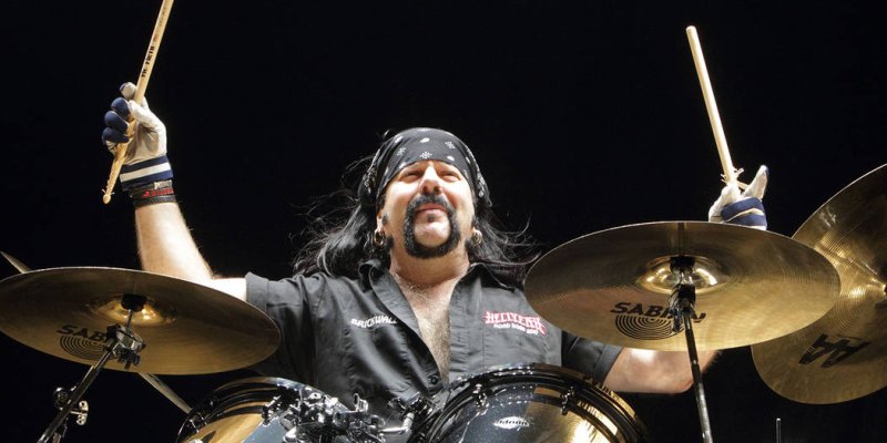 Grammy Awards Snub Vinnie Paul in “In Memoriam” Tribute Segment?