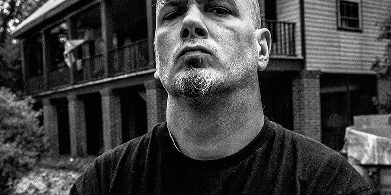  PHILIP ANSELMO Says EN MINOR Album Is 'The Darkest, Heaviest, Most Miserable S**t' He Has Ever Written!