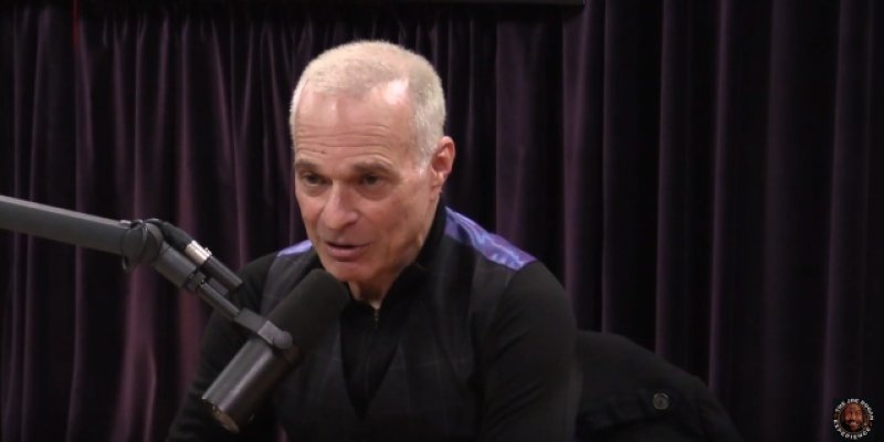 DAVID LEE ROTH's 3 Hour Interview With 'The Joe Rogan Experience' 