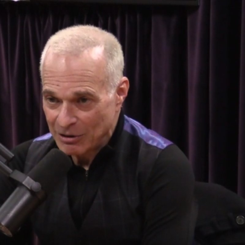 DAVID LEE ROTH's 3 Hour Interview With 'The Joe Rogan Experience' 