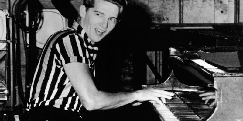 Jerry Lee Lewis hospitalised after suffering stroke